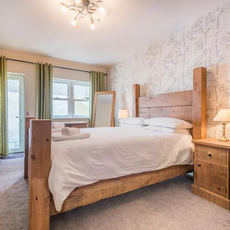 2 Bed In Oc-sz215