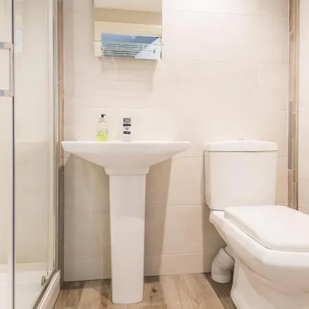 2 Bed In Oc-sz215 *